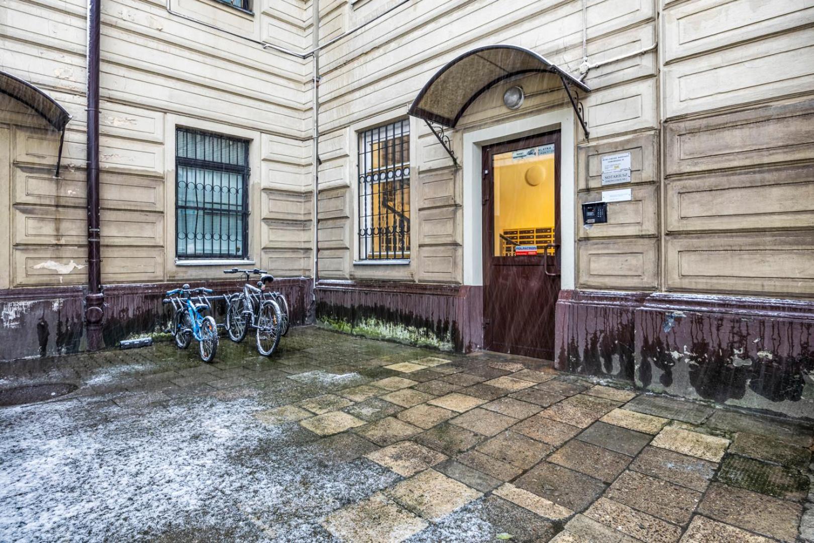 Metro Politechnika 3-Bedroom Apartment Varşovia Exterior foto